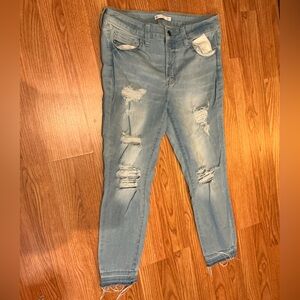 SO Light Blue Denim  distressed cropped jeans 24 inseam